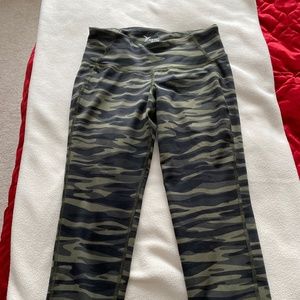 Old Navy Compression Workout Capri S